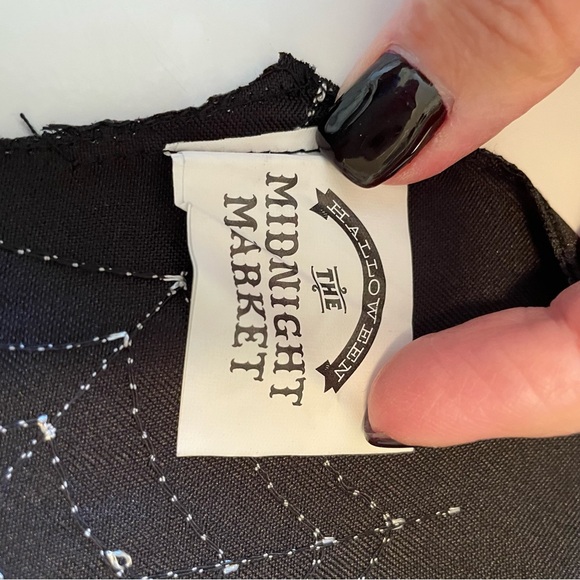 Halloween Spider Web Table Runner - Picture 7 of 7